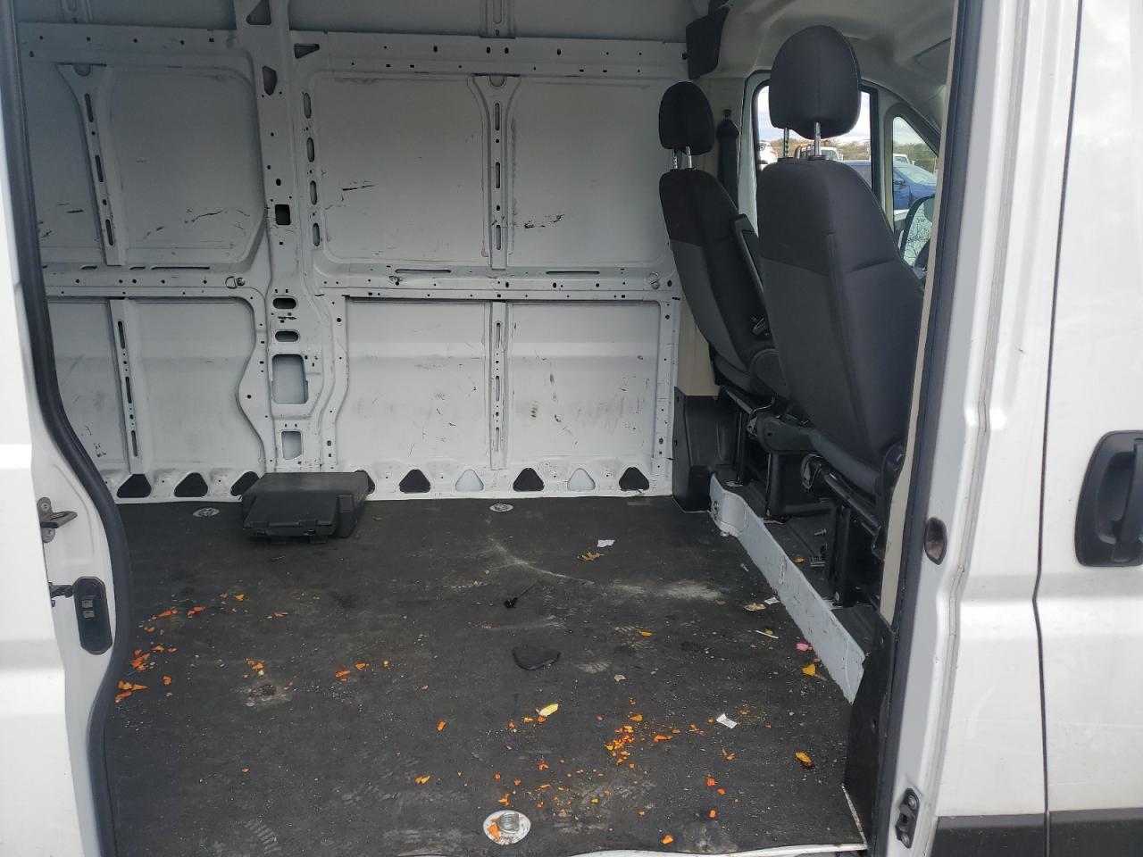 2022 Ram Promaster 2500 2500 High VIN: 3C6LRVDG1NE133539 Lot: 70805115