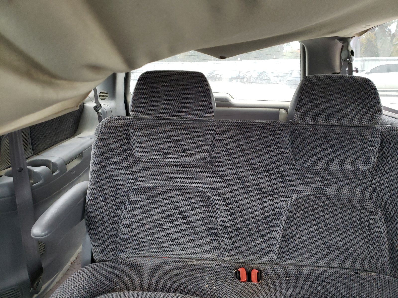 2B4GP44R6VR257166 1997 Dodge Grand Caravan Se