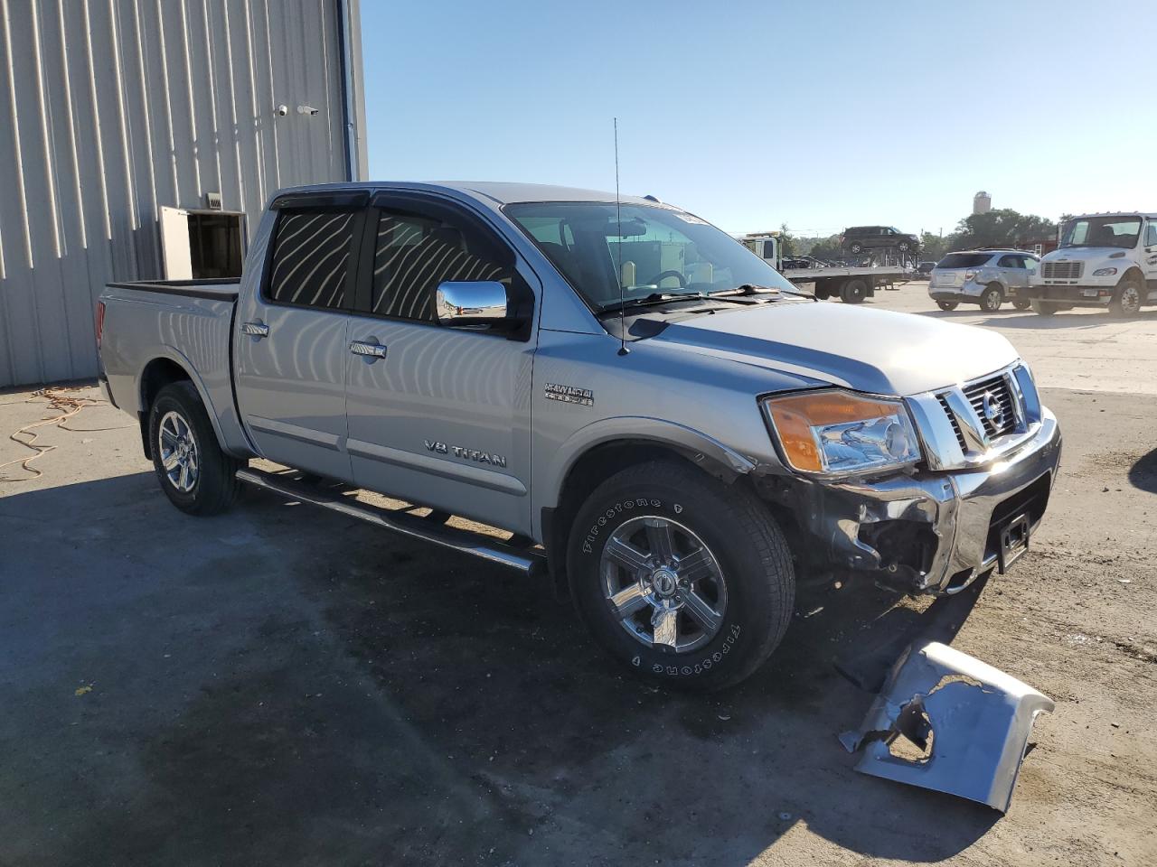 2015 Nissan Titan - Image 4