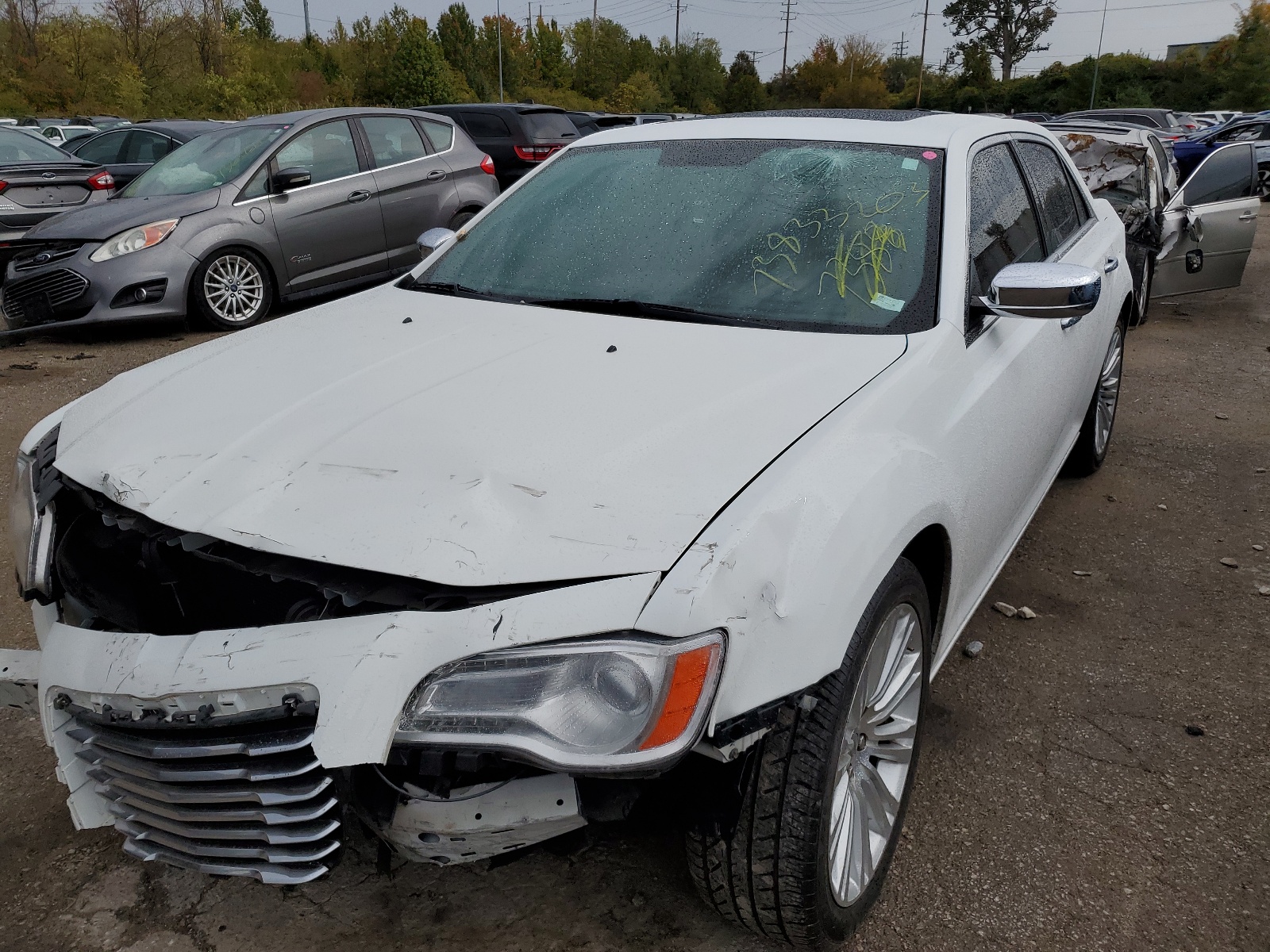 2012 Chrysler 300 Limited vin: 2C3CCACG4CH180767