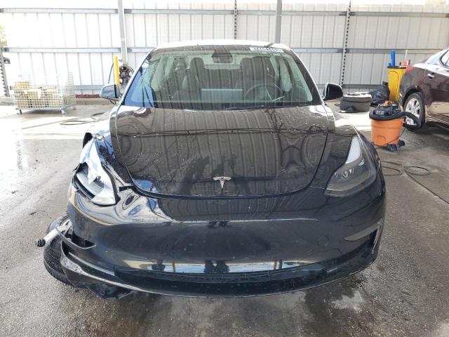  TESLA MODEL 3 2023 Черный