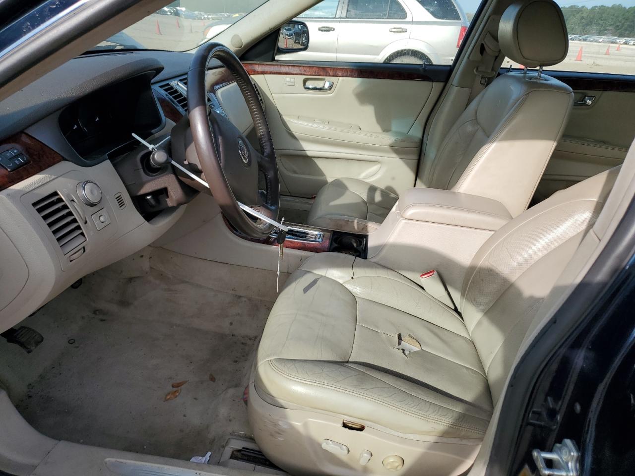 2007 Cadillac Dts VIN: 1G6KD57Y27U104940 Lot: 81348803