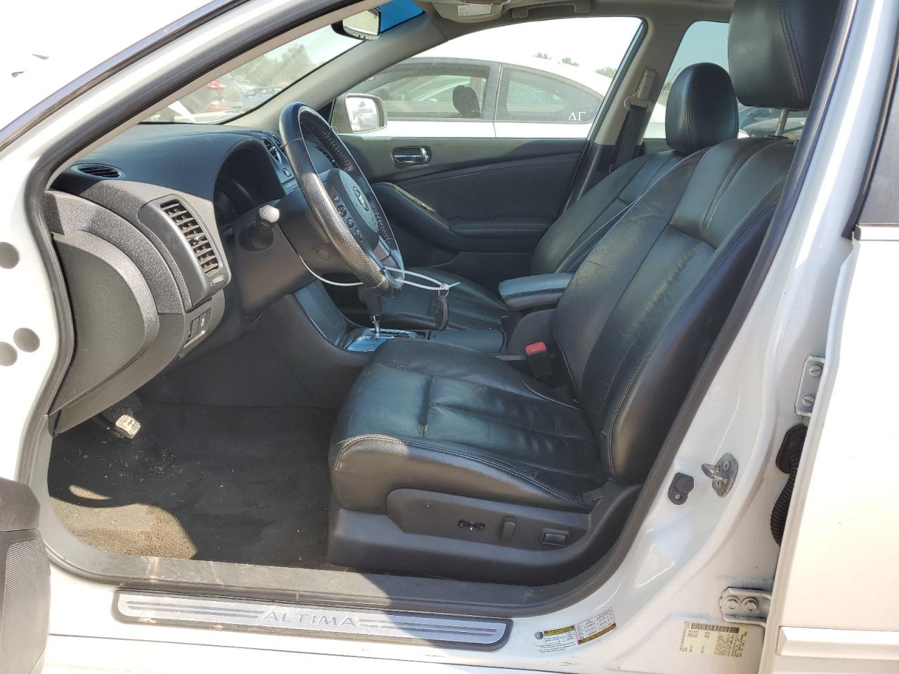 2012 Nissan Altima - Image 7