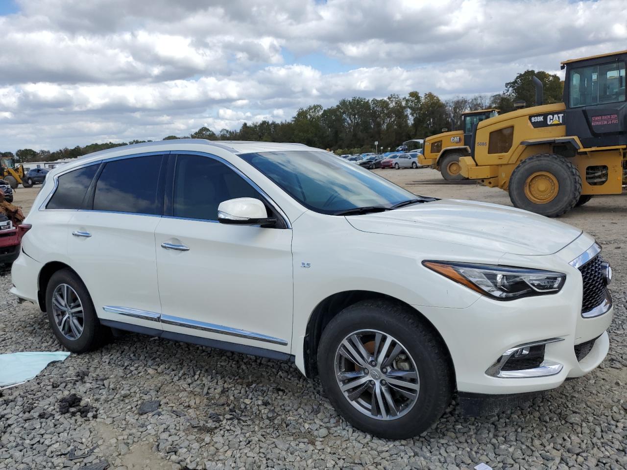 2020 Infiniti QX60 - Image 4