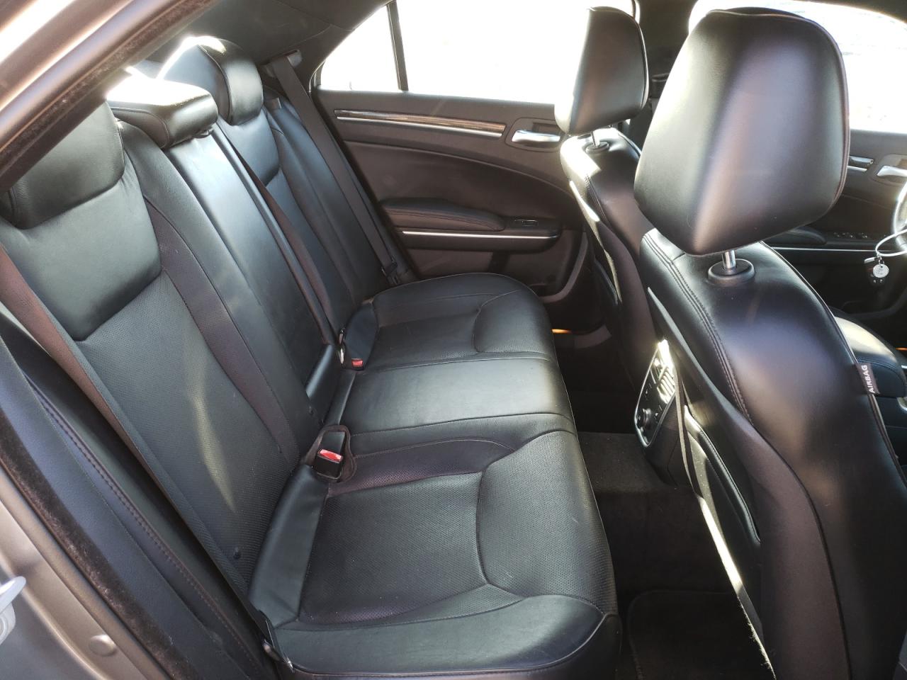 2012 Chrysler 300C VIN: 2C3CCAKT2CH179874 Lot: 71142403