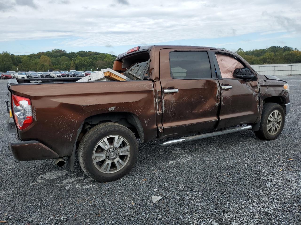 2016 Toyota Tundra Crewmax 1794 VIN: 5TFAY5F10GX537589 Lot: 71604683