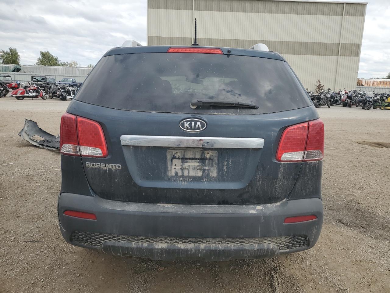 2011 Kia Sorento Base VIN: 5XYKT4A22BG113422 Lot: 72077353