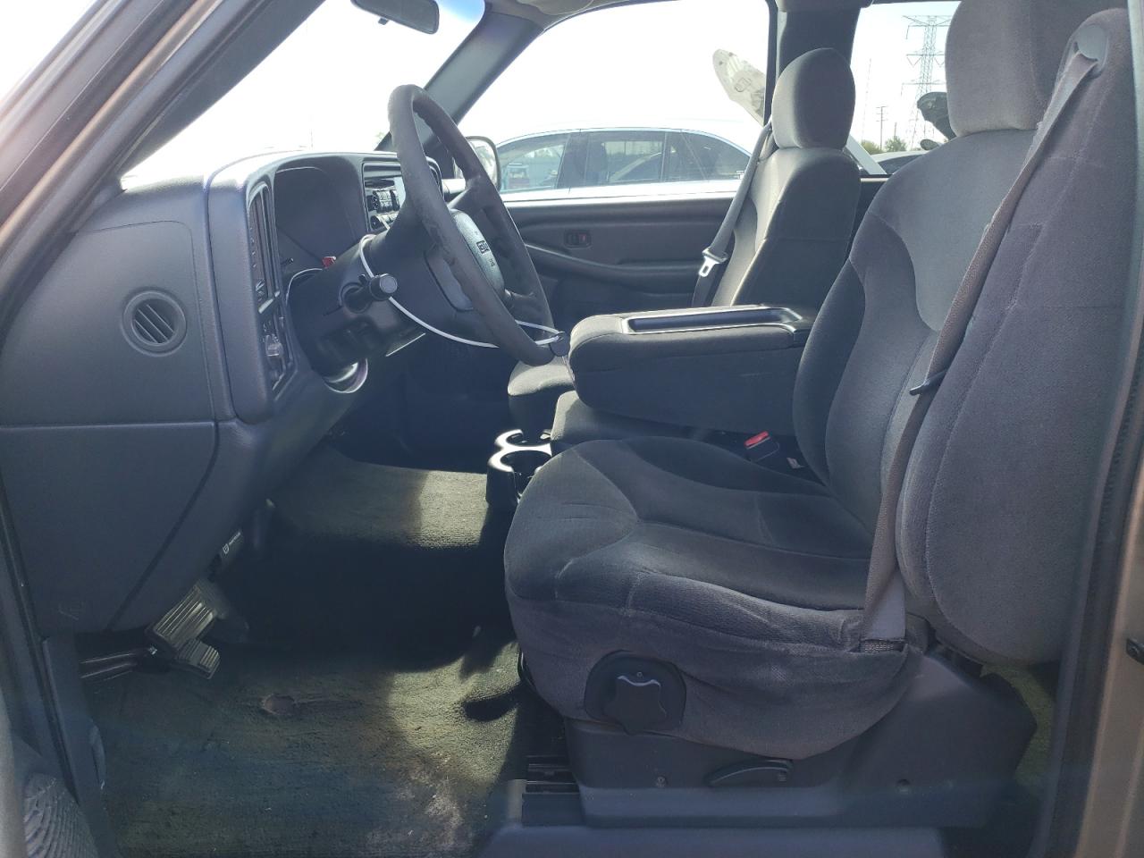 2002 GMC New Sierra C1500 VIN: 2GTEC19TX21102185 Lot: 60204524