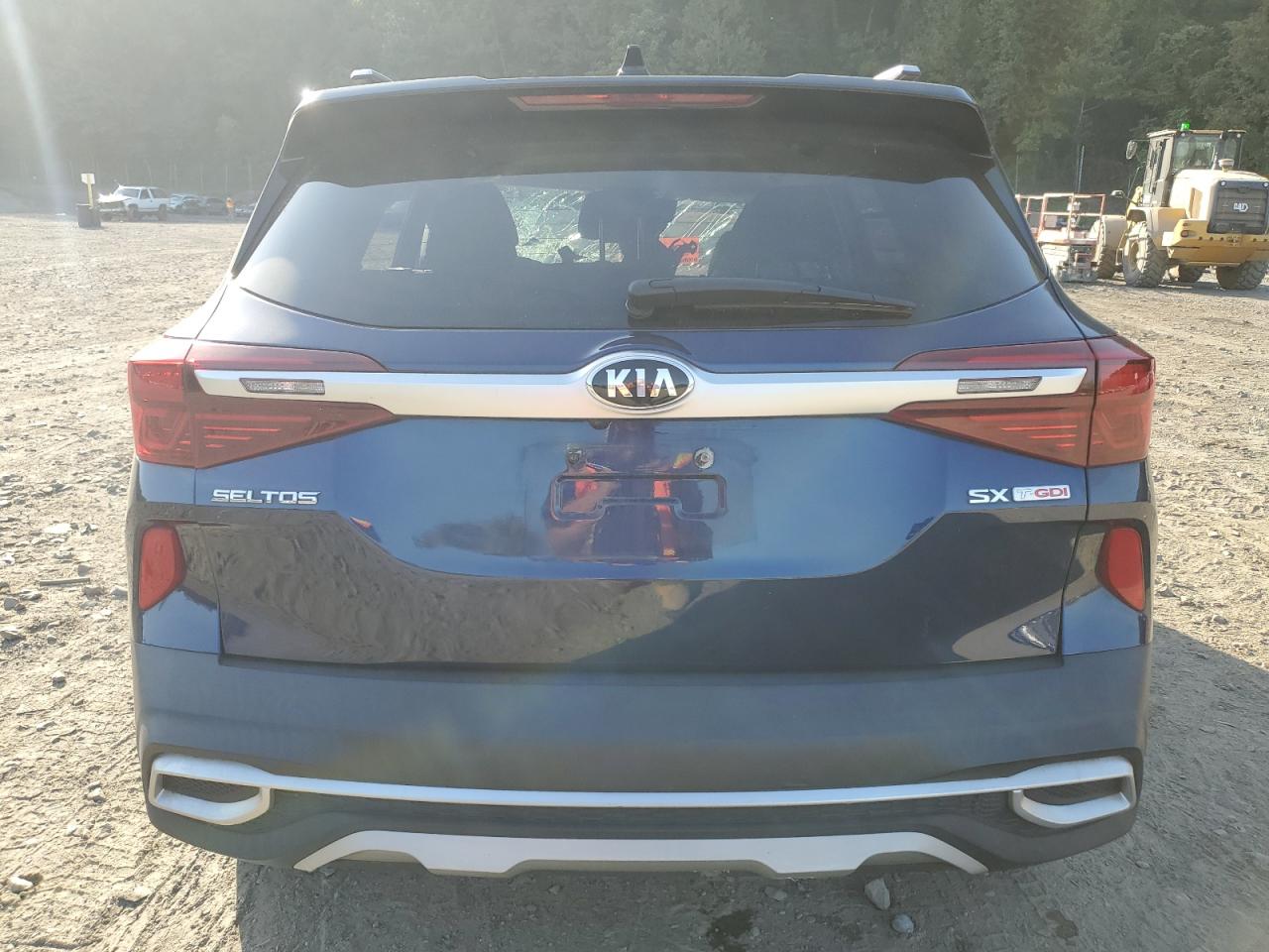 2021 Kia Seltos Sx VIN: KNDETCA23M7142287 Lot: 69805693