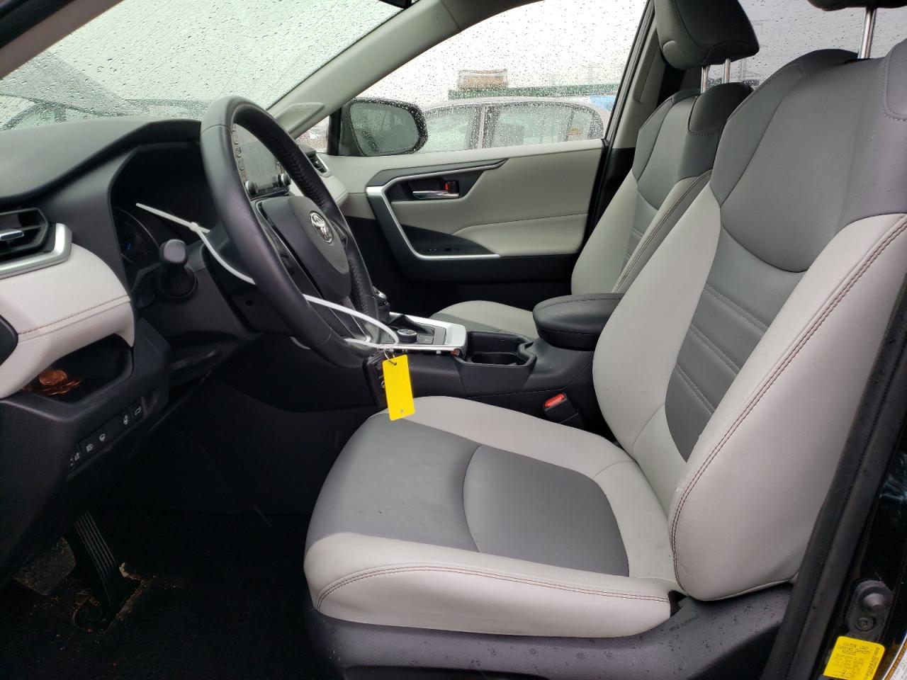 2021 Toyota Rav4 Xle Premium VIN: JTMB6RFV5MD043228 Lot: 71969783
