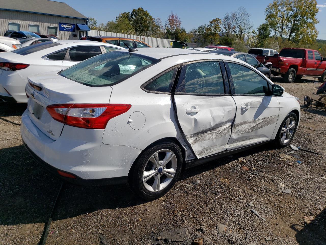 VIN 1FADP3F27EL457648 2014 FORD FOCUS no.3