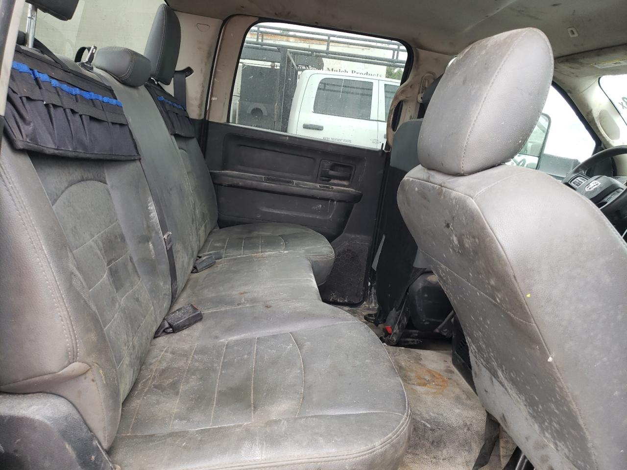2018 RAM 3500 - Image 10