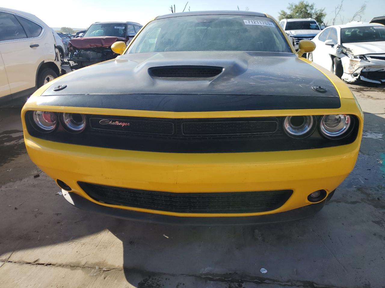 2C3CDZBT3HH567988 2017 Dodge Challenger R/T