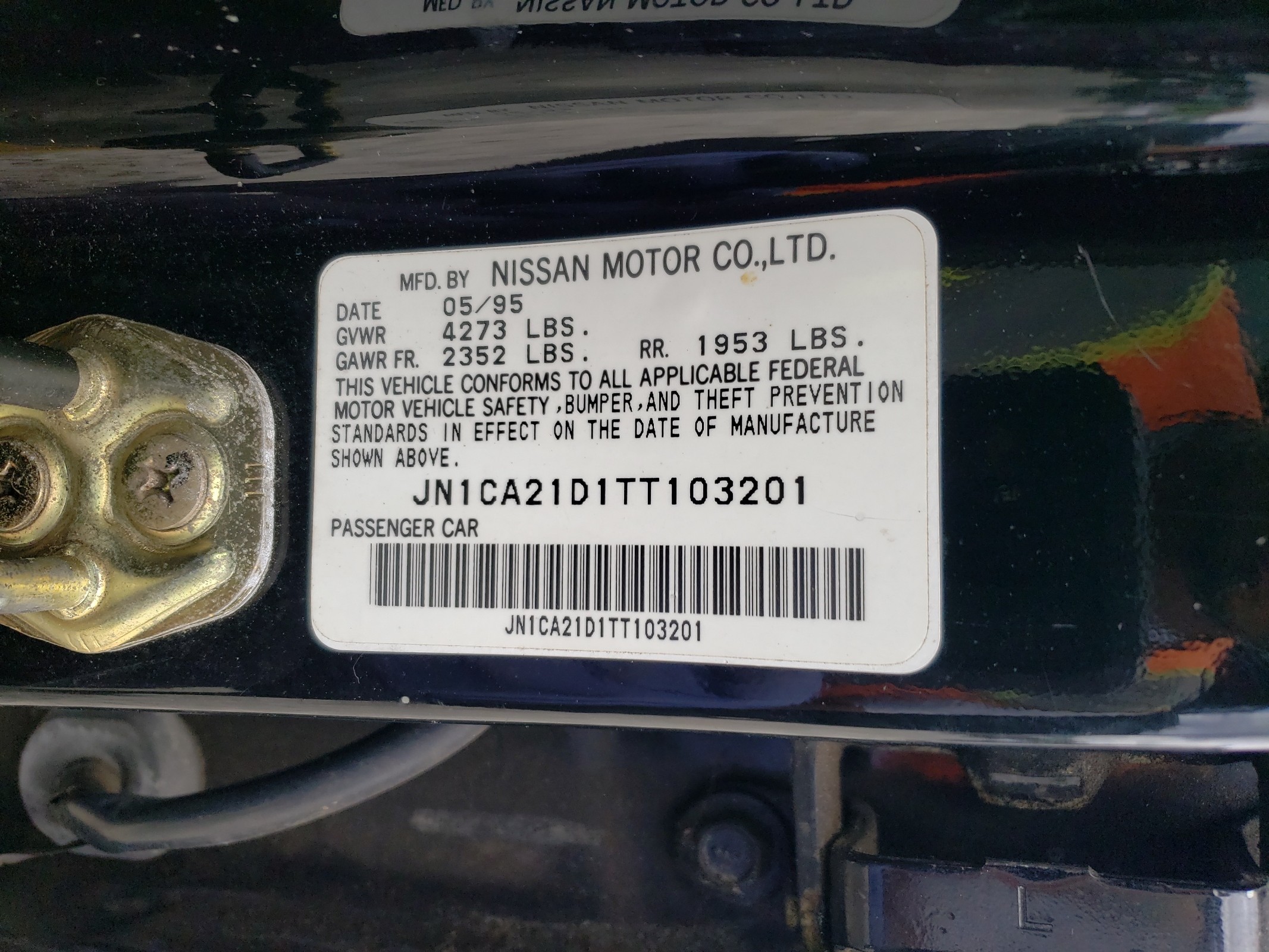 JN1CA21D1TT103201 1996 Nissan Maxima Gle