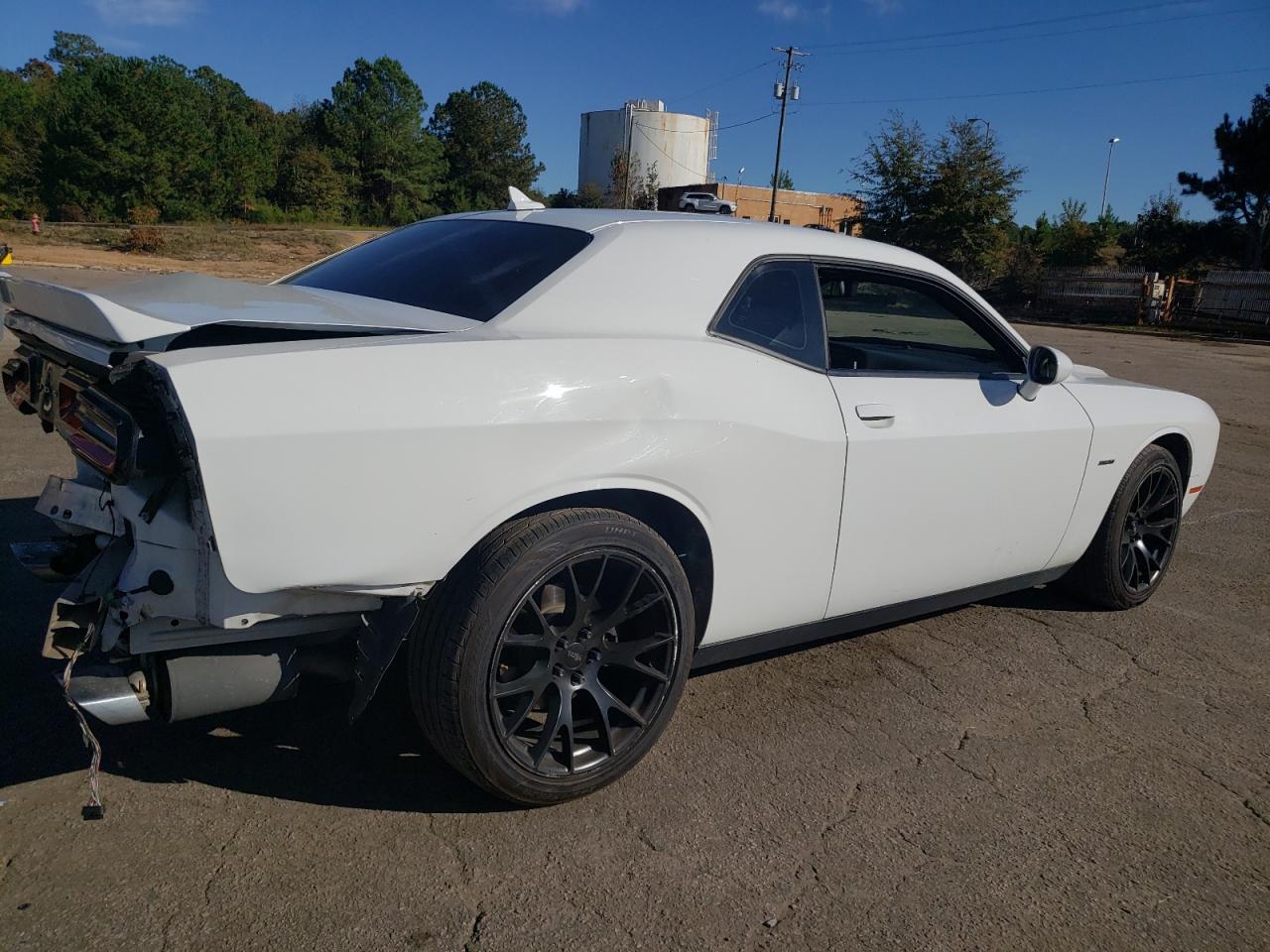 2018 Dodge Challenger - Image 3