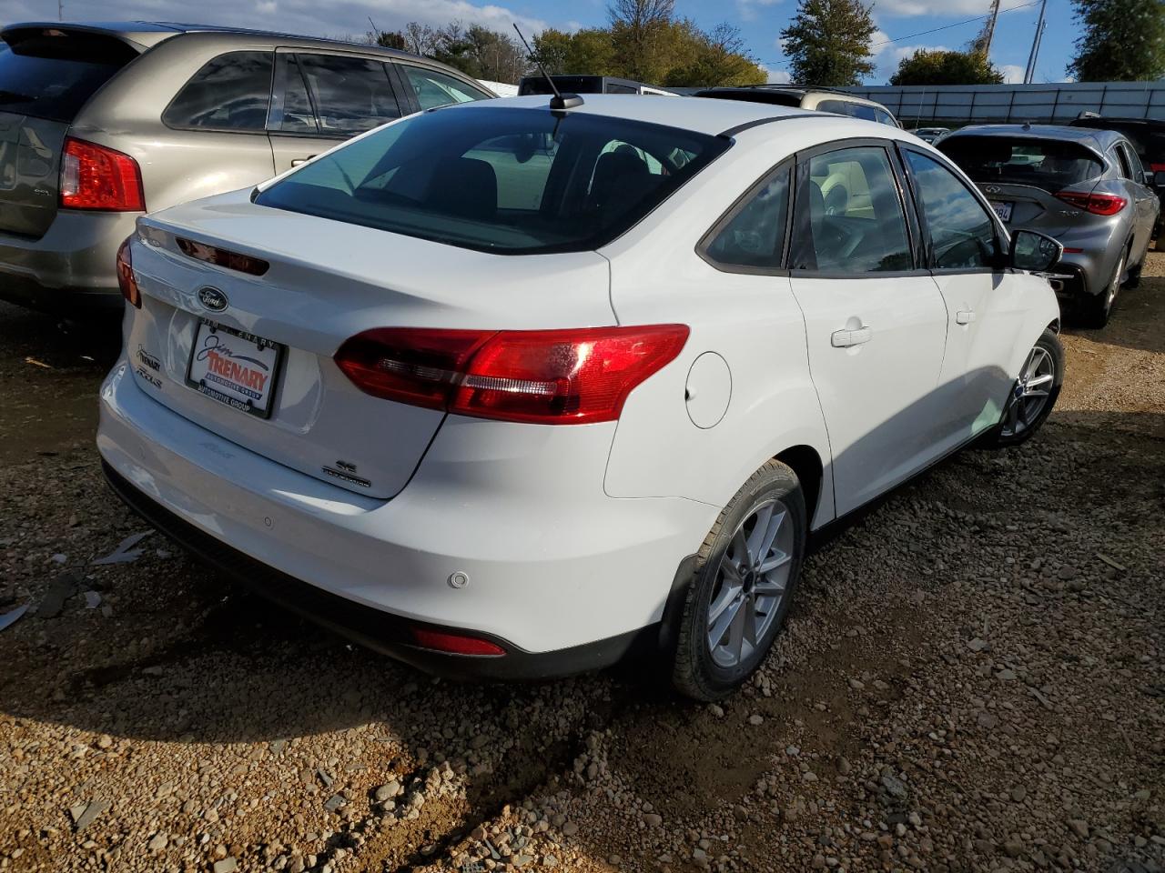 1FADP3F28GL253587 2016 Ford Focus Se