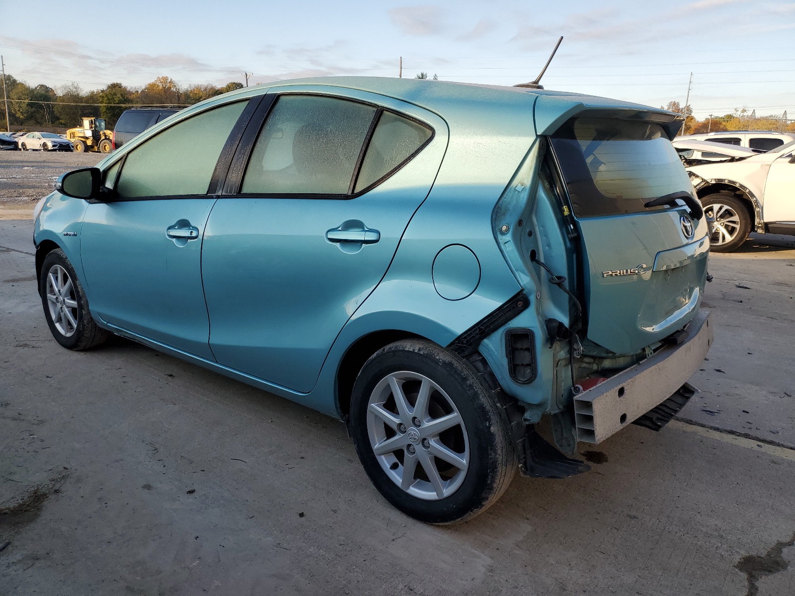 2012 Toyota Prius C vin: JTDKDTB36C1020225