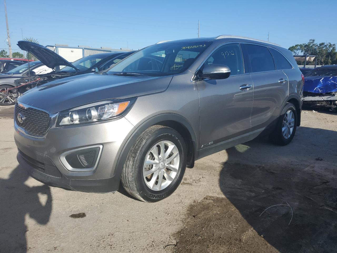 2018 Kia Sorento Lx VIN: 5XYPGDA5XJG371917 Lot: 70428293