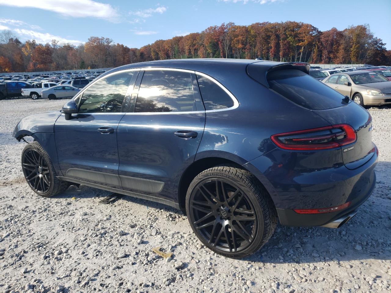 2015 Porsche Macan S VIN: WP1AB2A58FLB57821 Lot: 73570303