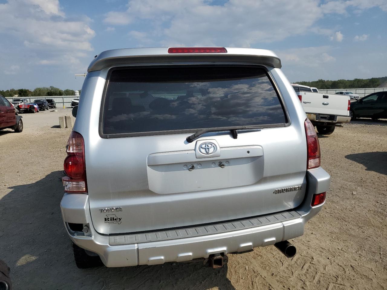 2004 Toyota 4Runner Limited VIN: JTEBU17R740031349 Lot: 70374863