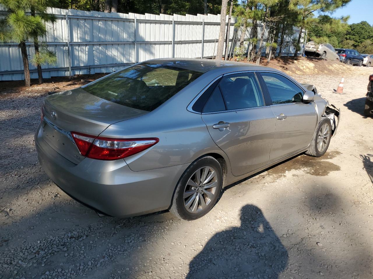 2015 Toyota Camry Le VIN: 4T4BF1FK9FR493508 Lot: 70484653