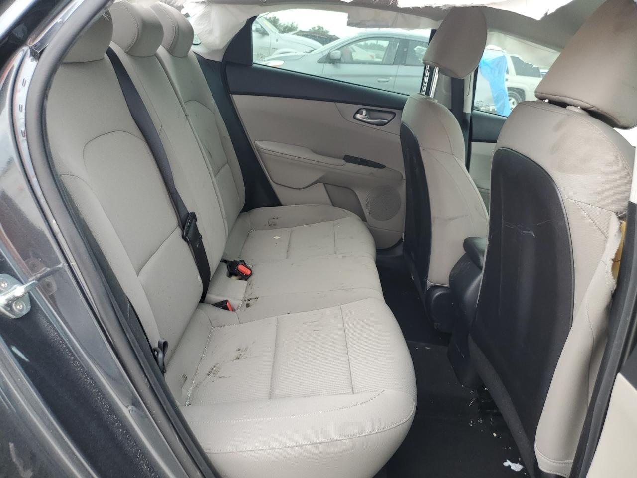 2020 Kia Forte - Image 10