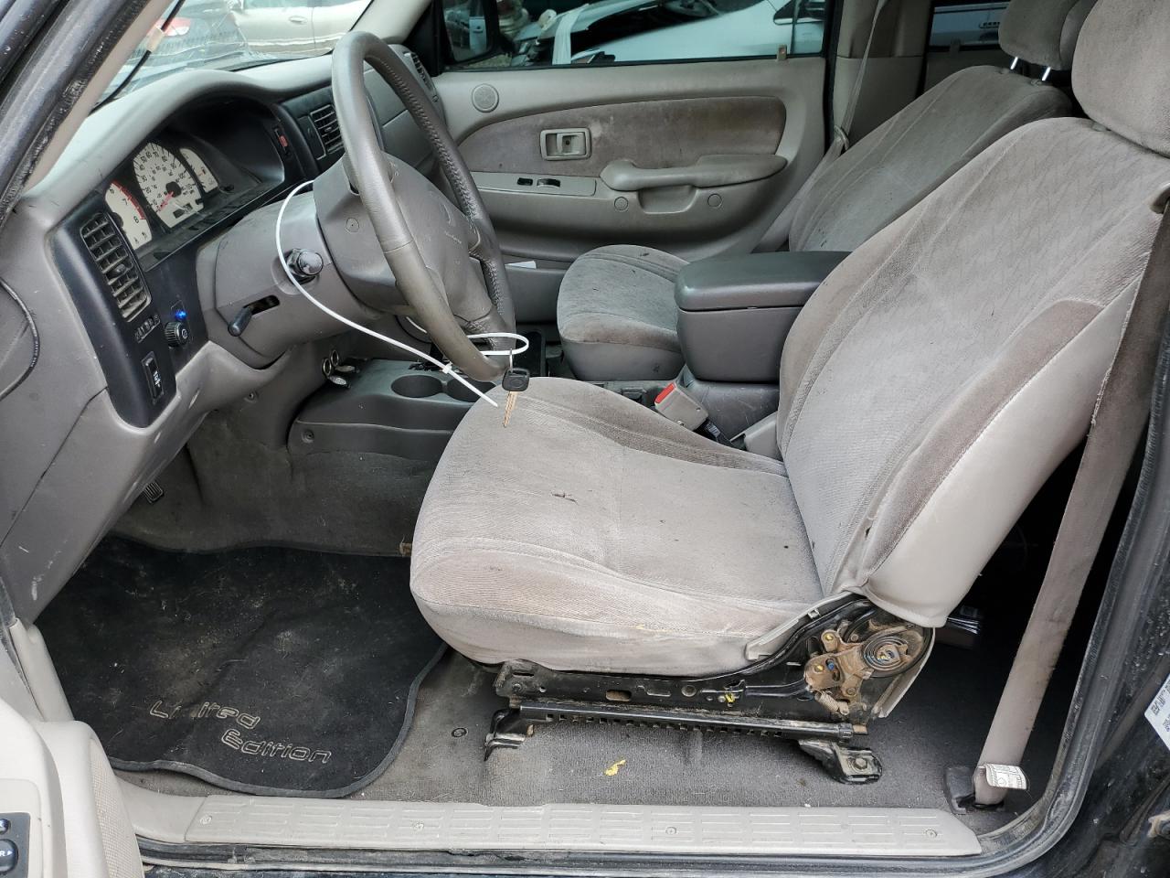 2001 Toyota Tacoma Double Cab Prerunner VIN: 5TEGN92N81Z815271 Lot: 70881353