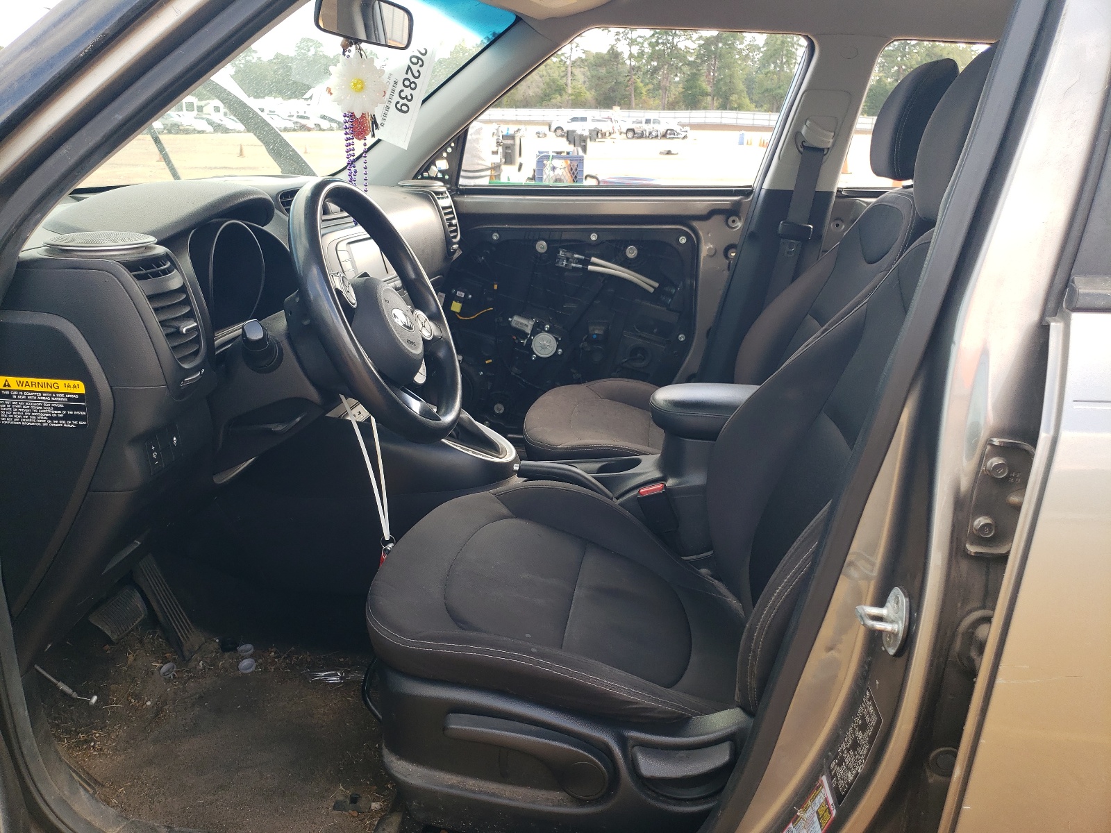 KNDJN2A27H7428250 2017 Kia Soul