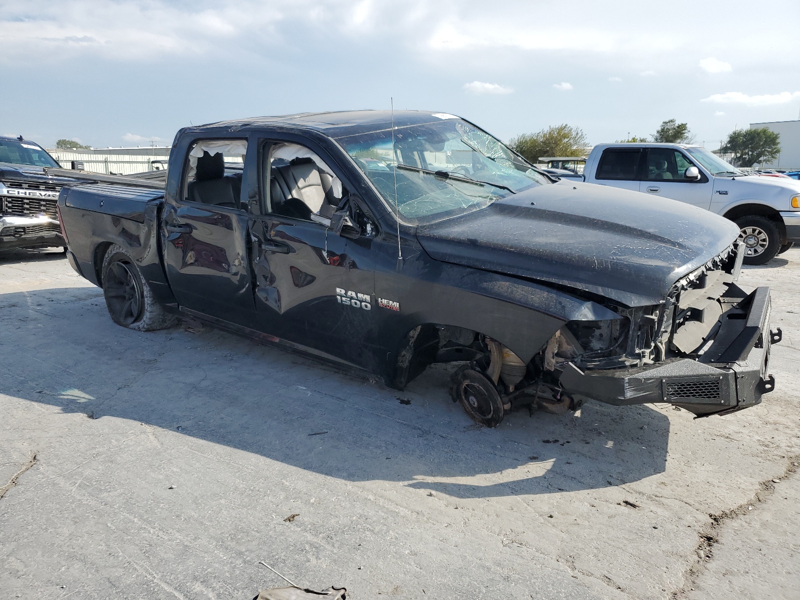 1C6RR7MT1ES270416 2014 Ram 1500 Sport