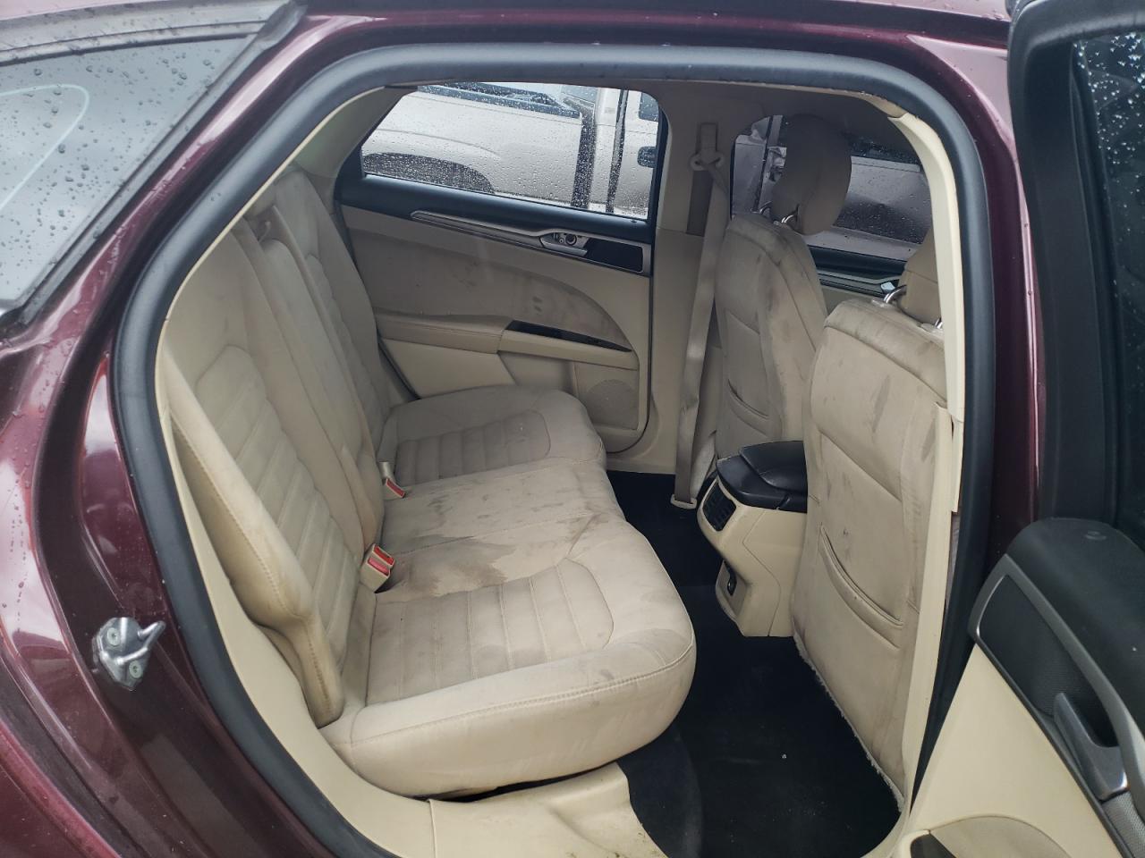 2013 Ford Fusion Se VIN: 3FA6P0HR7DR233023 Lot: 70931083