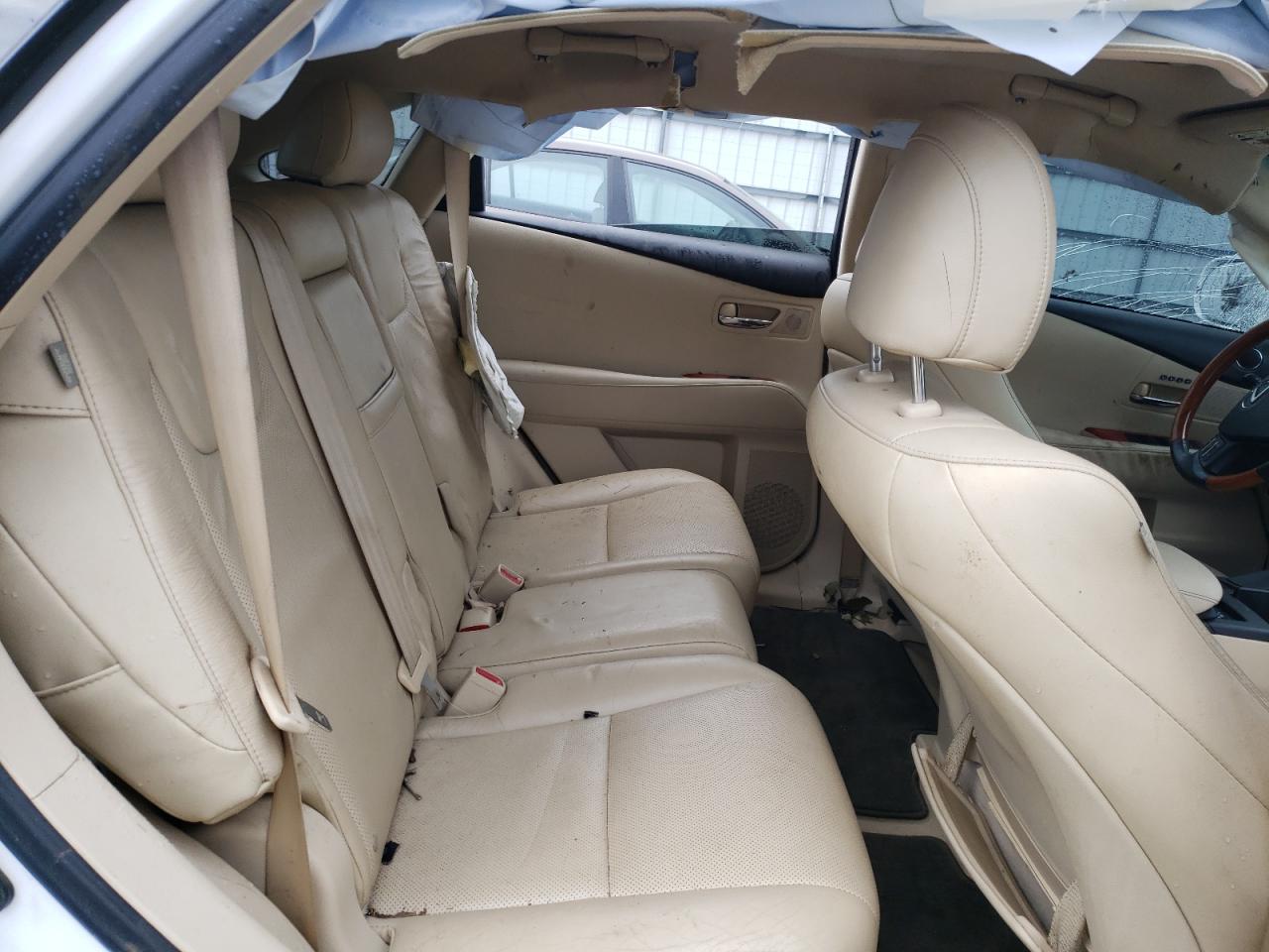 2011 Lexus RX - Image 12