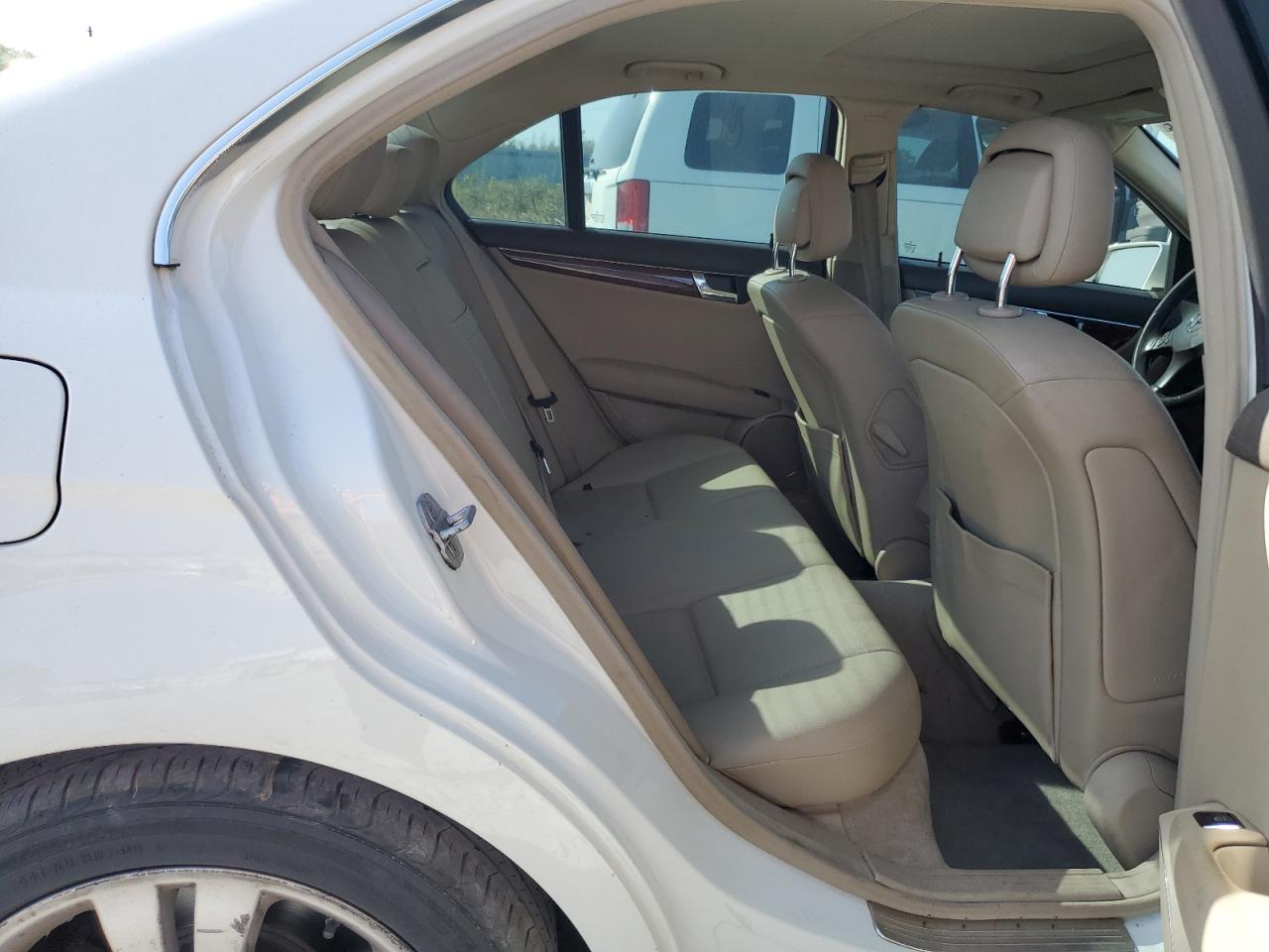 2011 Mercedes-Benz C 300 4Matic VIN: WDDGF8BB1BR158541 Lot: 70663553