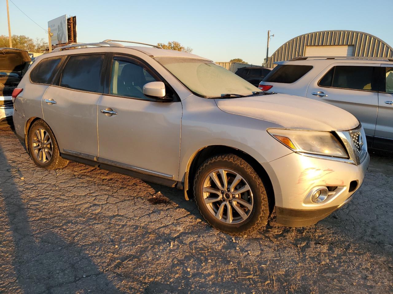 2015 Nissan Pathfinder - Image 4