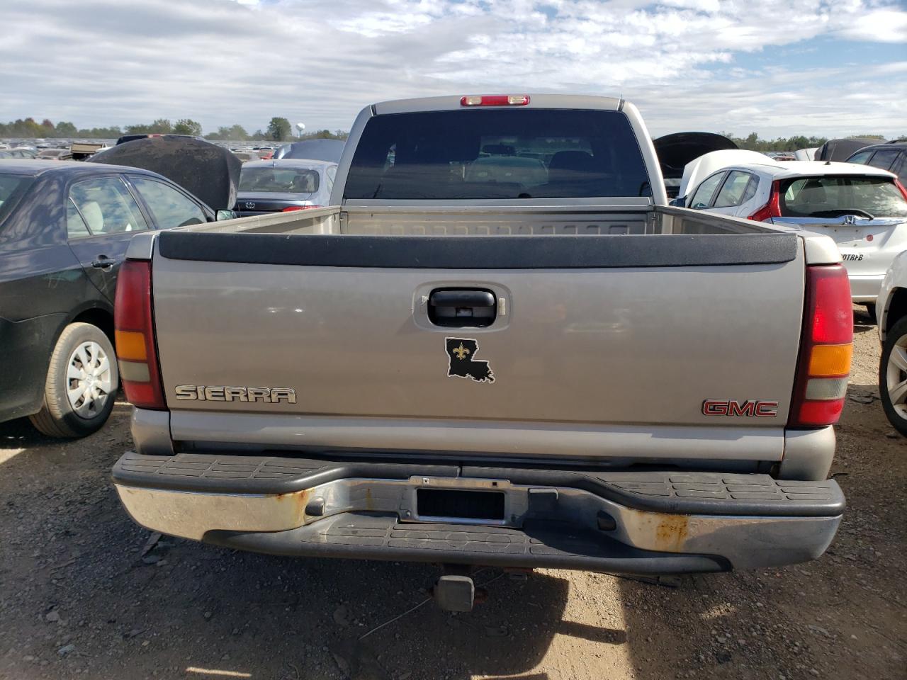 2002 GMC New Sierra C1500 VIN: 2GTEC19TX21102185 Lot: 60204524