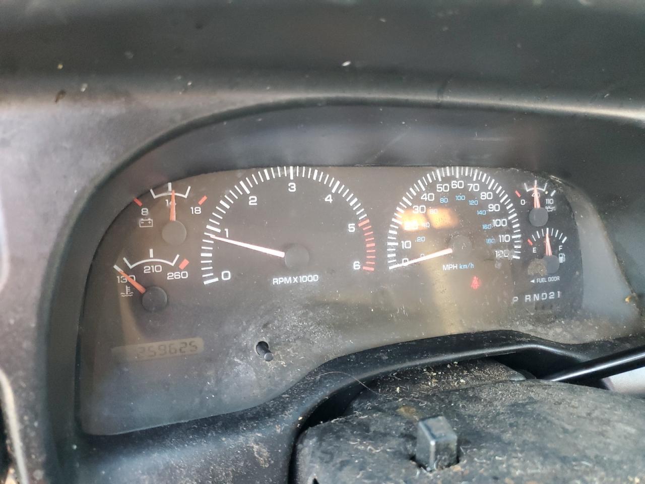 1998 Dodge Ram 1500 VIN: 1B7HC13Z5WJ259239 Lot: 62339544