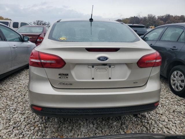  FORD FOCUS 2017 Бежевый