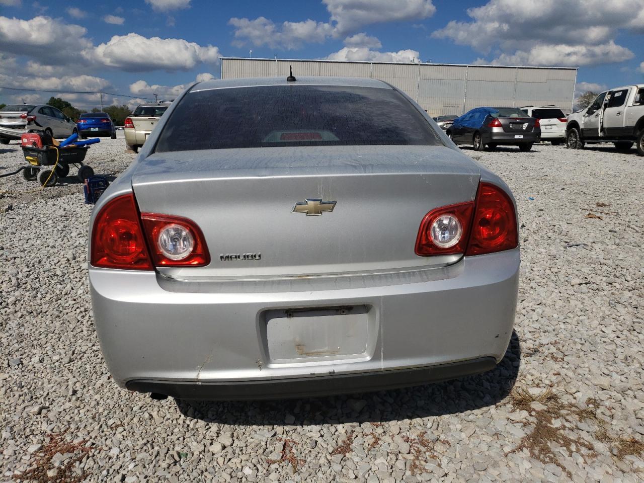 2011 Chevrolet Malibu - Image 6
