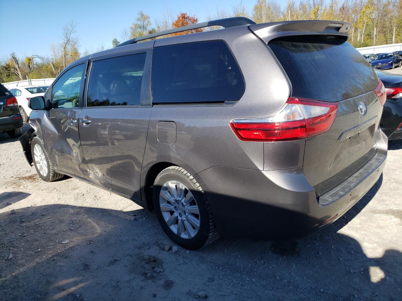 5TDDK3DC0FS116970 2015 Toyota Sienna Xle