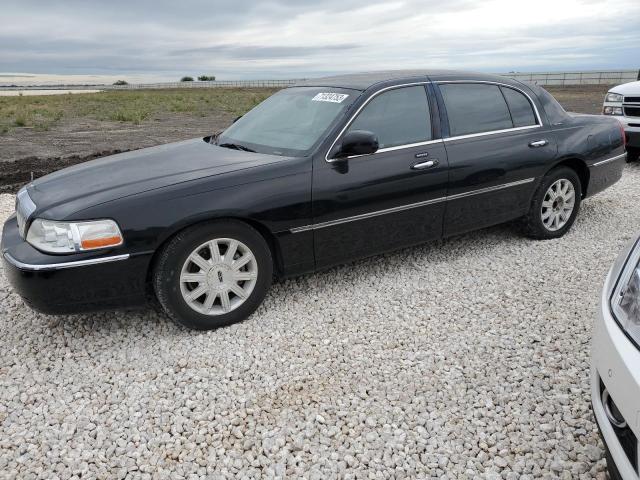 2007 Lincoln Town Car Signature Long Wheelbase