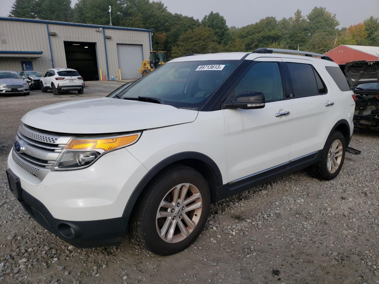 2015 Ford Explorer Xlt for Sale in Mendon, MA - Minor Dent/Scratches