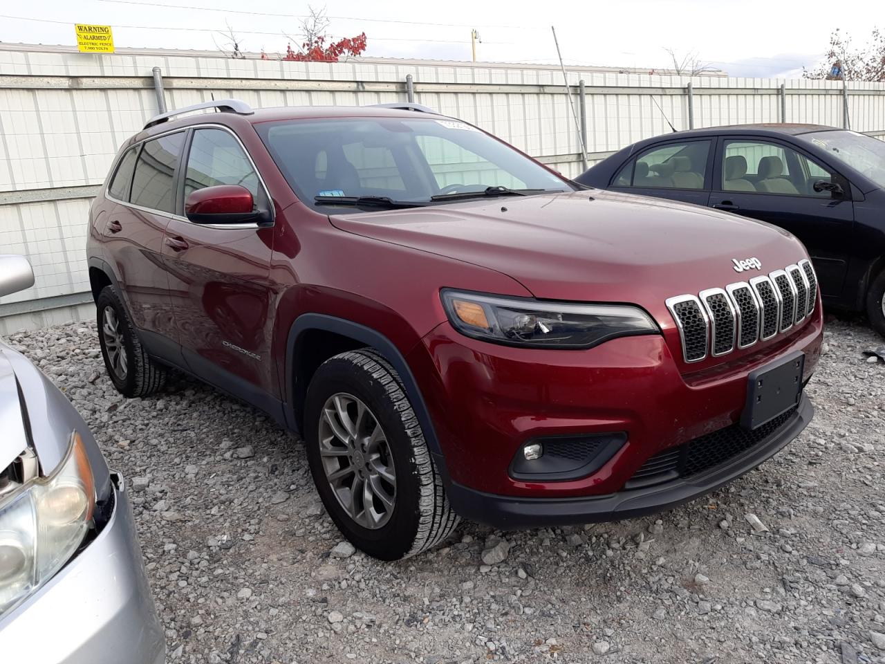 1C4PJMLB6KD195159 2019 Jeep Cherokee Latitude Plus