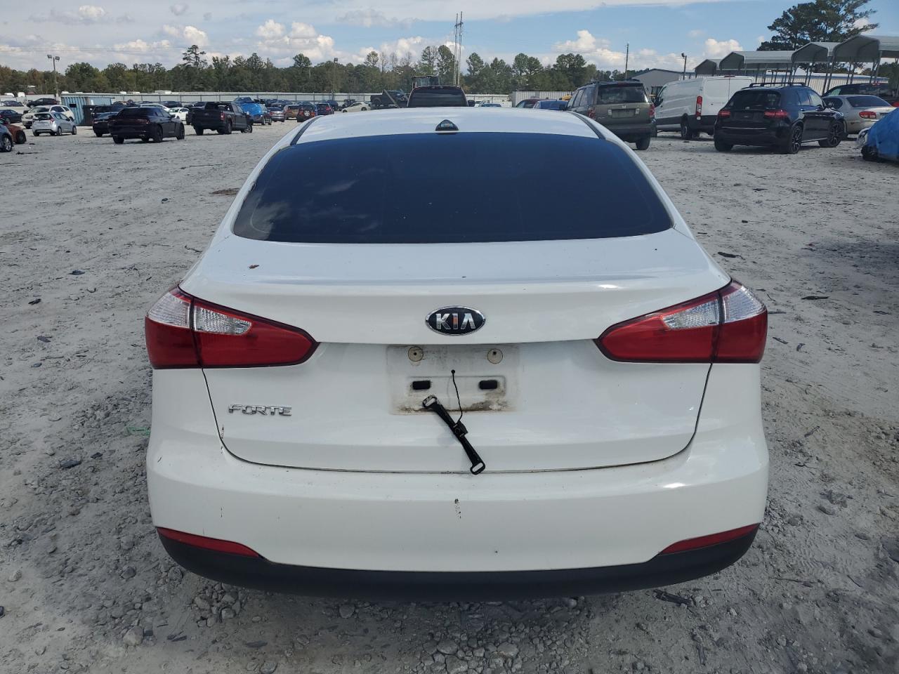 2016 Kia Forte - Image 6