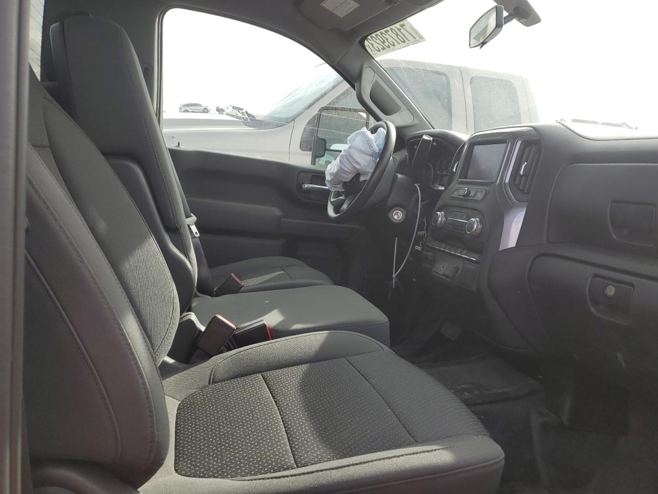 2022 GMC Sierra K2500 Heavy Duty VIN: 1GT39LEY0NF296807 Lot: 71873923