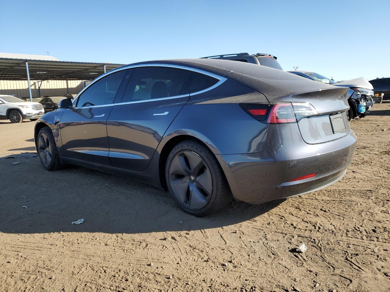 2019 Tesla Model 3 VIN: 5YJ3E1EB4KF205615 Lot: 71073883