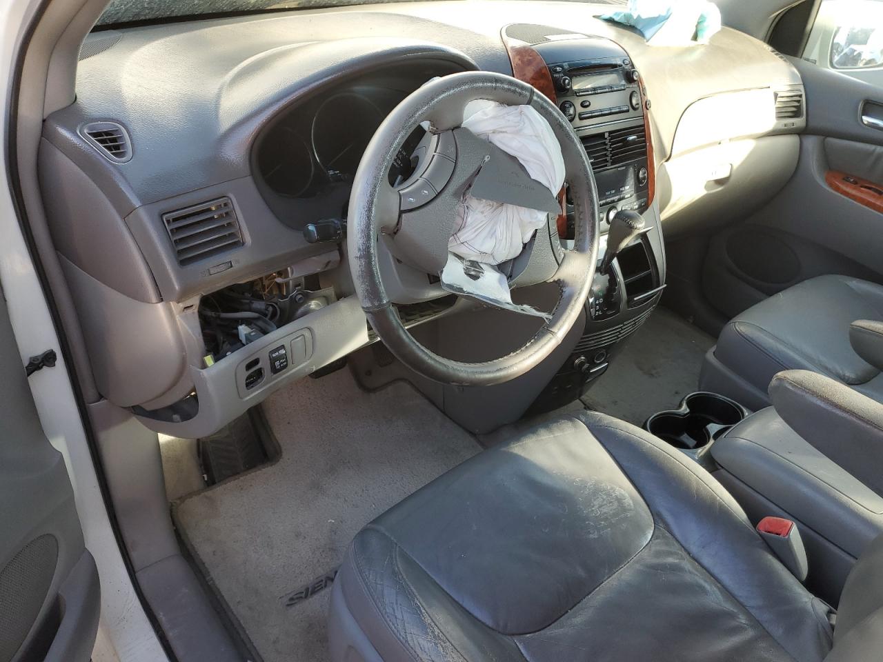 2009 Toyota Sienna Xle VIN: 5TDZK22C09S236808 Lot: 72179133