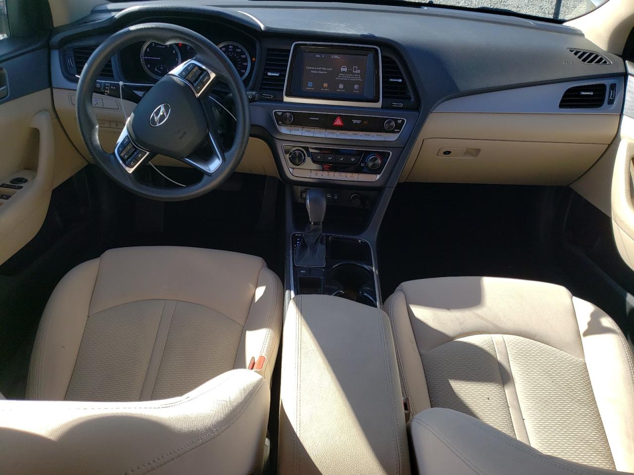 2018 Hyundai Sonata Se VIN: 5NPE24AF6JH652975 Lot: 70898893