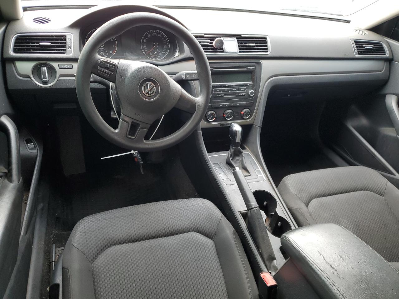 2013 Volkswagen Passat S VIN: 1VWAH7A34DC039464 Lot: 72738423