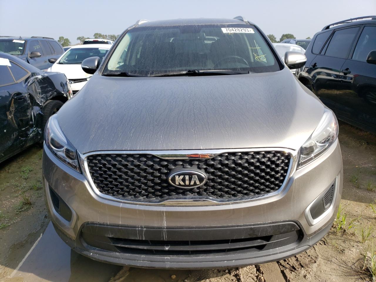 2018 Kia Sorento Lx VIN: 5XYPGDA5XJG371917 Lot: 70428293