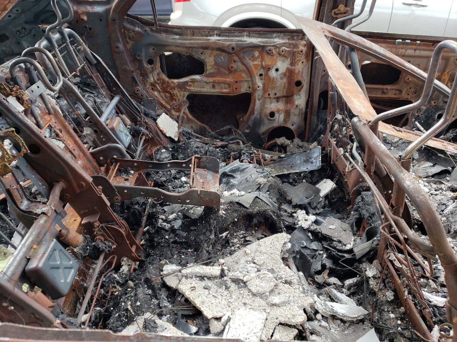 2T2JGMDA4MC062244 2021 Lexus Rx 450H