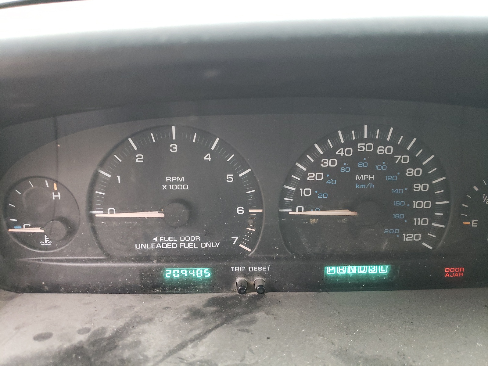 2B4GP44R6VR257166 1997 Dodge Grand Caravan Se